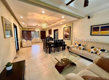 Casa de 3 habitaciones, Panamá · Amplia Casa en Venta en Betania