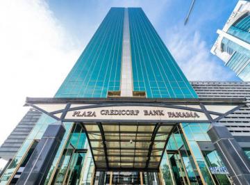 Apartamento · 154m² · 1 Recámara · 3 Estacionamientos · Alquiler Oficina en Calle 50 Plaza Credicorp Bank
