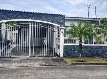 Casa · 1m² · 3 Recámaras · 2 Estacionamientos · Tocumen Altos de Las Praderas de San Antonio Vendo Casa