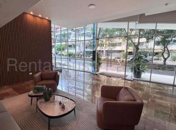 Apartamento de 3 habitaciones, Panamá · Apartamento en Venta en Paitilla.
