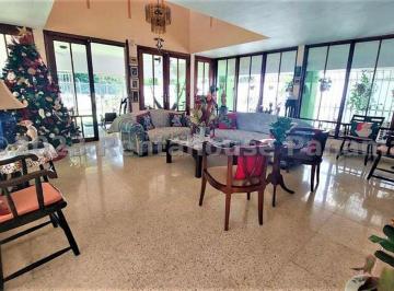 Casa de 3 habitaciones, Panamá · Venta de Casa en La Alameda