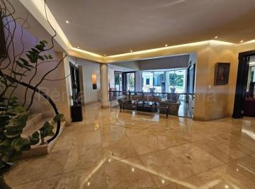 Casa de 4 habitaciones, Panamá · Casa en Altos del Golf Casa Unifamiliar en Venta