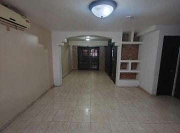 Casa de 3 habitaciones, San Miguelito · Alquiler Casa Brisas del Golf Linea Blanca