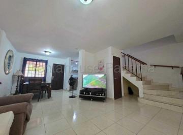 Casa de 3 habitaciones, Panamá · Venta Casa Las Cumbres
