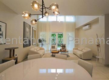Casa de 3 habitaciones, Panamá · Casa en Venta en Santa Maria. 26 - 4770.