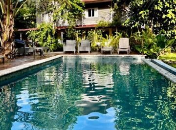 Casa de 6 habitaciones, Bocas del Toro · Exclusiva Propiedad de Lujo en Big Creek | 6 Rec. | Piscina | Financiamiento del Propietario