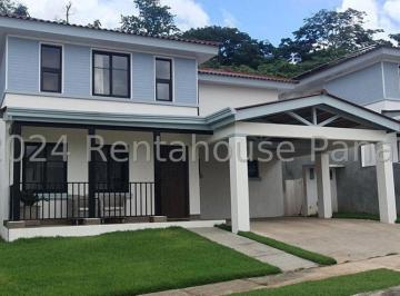 Casa de 3 habitaciones, La Chorrera · Casa de 260 m² con 3 Recámaras, Venta en Costa Verde