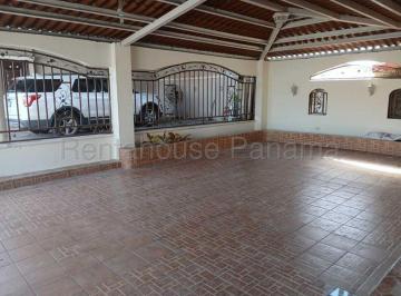 Casa de 3 habitaciones, Panamá · Casa en Venta en San Antonio 27 Mm180