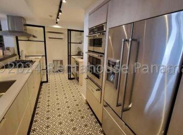 Apartamento de 3 habitaciones, Panamá · Venta Apartamento Casco Antiguo
