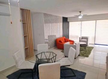Apartamento · 129m² · 3 Recámaras · 2 Estacionamientos · Alquiler de Apartamento en Bella Vista - PH Balboa Bay