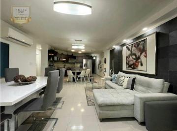 Apartamento · 130m² · 3 Recámaras · 2 Estacionamientos · Venta de Paratamento con Jardin en PH Altamira Gardens