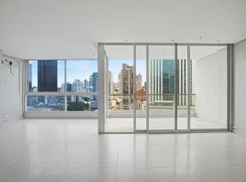 Apartamento · 104m² · 2 Recámaras · 1 Estacionamientos · Apartamento con Balcón y Vista Al Mar en Av Balboa, P. H. Element