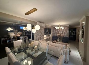 Casa de 3 habitaciones, Panamá · Alquiler Casa Condado del Rey