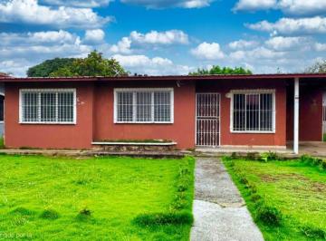Casa de 3 habitaciones, David · Casa Familiar Lista Para Habitar en Villa Mercedes