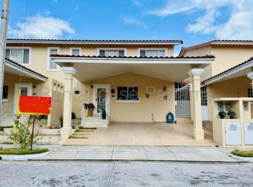 Casa de 3 habitaciones, San Miguelito · Venta Casa Brisas del Golf Ih