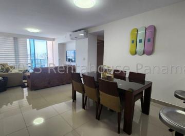 Apartamento de 2 habitaciones, Panamá · Apartamento en El Cangrejo PH Zaphiro en Venta