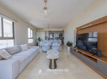 Apartamento · 215m² · 3 Recámaras · 2 Estacionamientos · Apartamento de Lujo en Venta en PH Greenview - Santa María