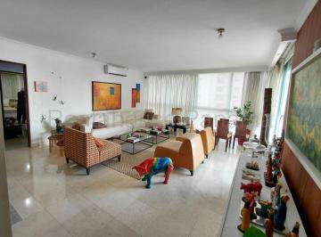 Apartamento de 3 habitaciones, Panamá · Apartamento en Venta en Paitilla. 26 - 5173.