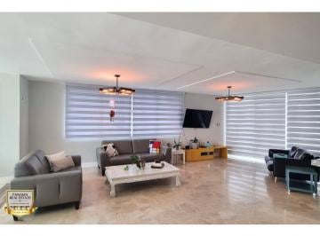 Apartamento · 392m² · 4 Recámaras · 2 Estacionamientos · En Venta Apartamento en Marbella - PH La Concha - F. A.