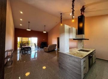Casa de 3 habitaciones, Boquete · Casa en Alquiler en Boquete