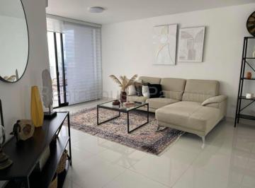 Apartamento de 2 habitaciones, Panamá · Venta de Apartamento en El Carmen