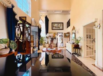 Casa de 6 habitaciones, Panamá · Venta de Casa en Altos de Santa Maria