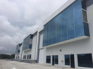 Bodega-Galpón-Depósito · 740m² · 4 Estacionamientos · Vía Centenario, Vendo Ofibodega de 740 m²