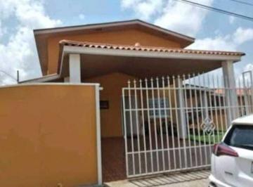 Casa · 150m² · 3 Recámaras · 2 Estacionamientos · Alquilo Casa en Arraijan PH Quintas de Nuevo Arraiján Duplex