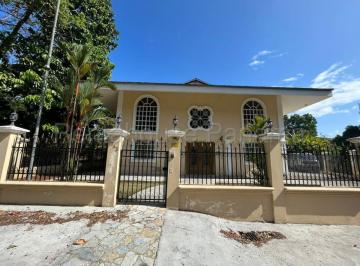 Casa de 4 habitaciones, Panamá · Casa en Venta en Ancón 27 - 542 Abs