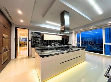 Apartamento de 4 habitaciones, Panamá · Bello Apartamento en Venta en Costa del Este