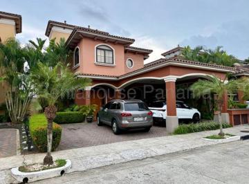 Casa de 4 habitaciones, Panamá · Alquiler de Casa en Costa Sur 26lbr8979