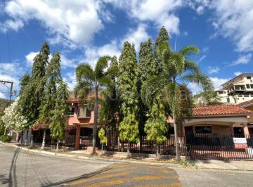 Casa de 3 habitaciones, Panamá · Venta de Casa en Villas de Vizcaya, Altos de Panamá | 376 m², Ático y 4 Depósitos