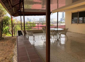 Casa · 355m² · 4 Recámaras · 4 Estacionamientos · El Dorado, ¡Casa en Venta! 355 m²