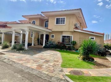 Casa de 5 habitaciones, Panamá · Venta de Casa en Costa del Este