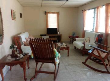 Casa · 172m² · 3 Recámaras · 1 Estacionamientos · Vendo Casa en Arraijan Vista Alegre 3r Casco Viejo