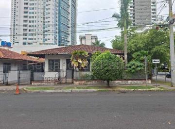 Local comercial , Panamá · Casa Comercial en Alquiler.
