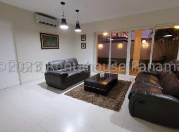 Casa de 3 habitaciones, Panamá · Venta de Casa en Versalles Quintas de Versalles 264 m