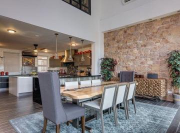 Apartamento de 4 habitaciones, Panamá · Apartamento de Lujo Personalizado de 3 Pisos en Venta en Casco Viejo