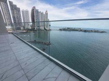 Apartamento · 272m² · 2 Estacionamientos · Se Vende Penthouse The Towers