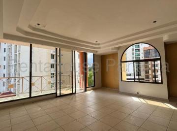 Apartamento de 3 habitaciones, Panamá · Venta Apartamento El Carmen (Precio de Remate!)