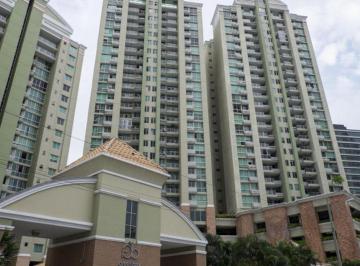 Apartamento de 2 habitaciones, Panamá · Venta de Apartamento en Costa del Este