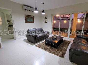 Casa de 3 habitaciones, Panamá · Venta Casa Versalles