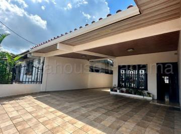 Casa de 4 habitaciones, Panamá · Casa en Venta en Chanis