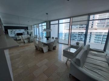 Apartamento · 231m² · 2 Recámaras · 2 Estacionamientos · Punta Pacífica, Alquilo Elegante Apartamento Amoblado 231 m²