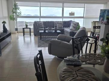 Apartamento en Venta de 1 habitación Bella Vista · Apartamento con Vista a La Bahia de Panamá