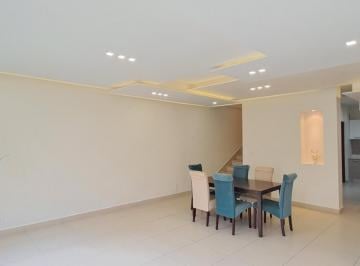 Casa · 242m² · 3 Recámaras · 3 Estacionamientos · Venta Bella Casa Remodelada en River Valley, Panamá Pacífico