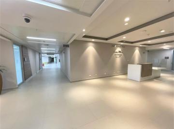 Oficina comercial · 50m² · Venta o Alquiler de Consultorio en Costa del Este/town Center