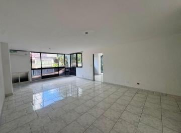Apartamento · 167m² · 3 Recámaras · 2 Estacionamientos · Edificio Aranjuez, Departamento en Venta en El Cangrejo