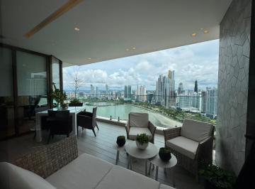 Apartamento · 332m² · 3 Recámaras · 2 Estacionamientos · Apartamento Amoblado en Alquiler en PH Península, Punta Paitilla