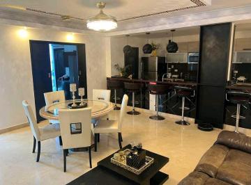 Apartamento · 131m² · 2 Recámaras · 1 Estacionamientos · Alquiler Apartamento Av Balboa Amoblado Vista Al Mar 2 Rec Tc